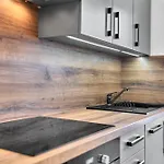 Plesivec View By Mountain Ways Apartman *